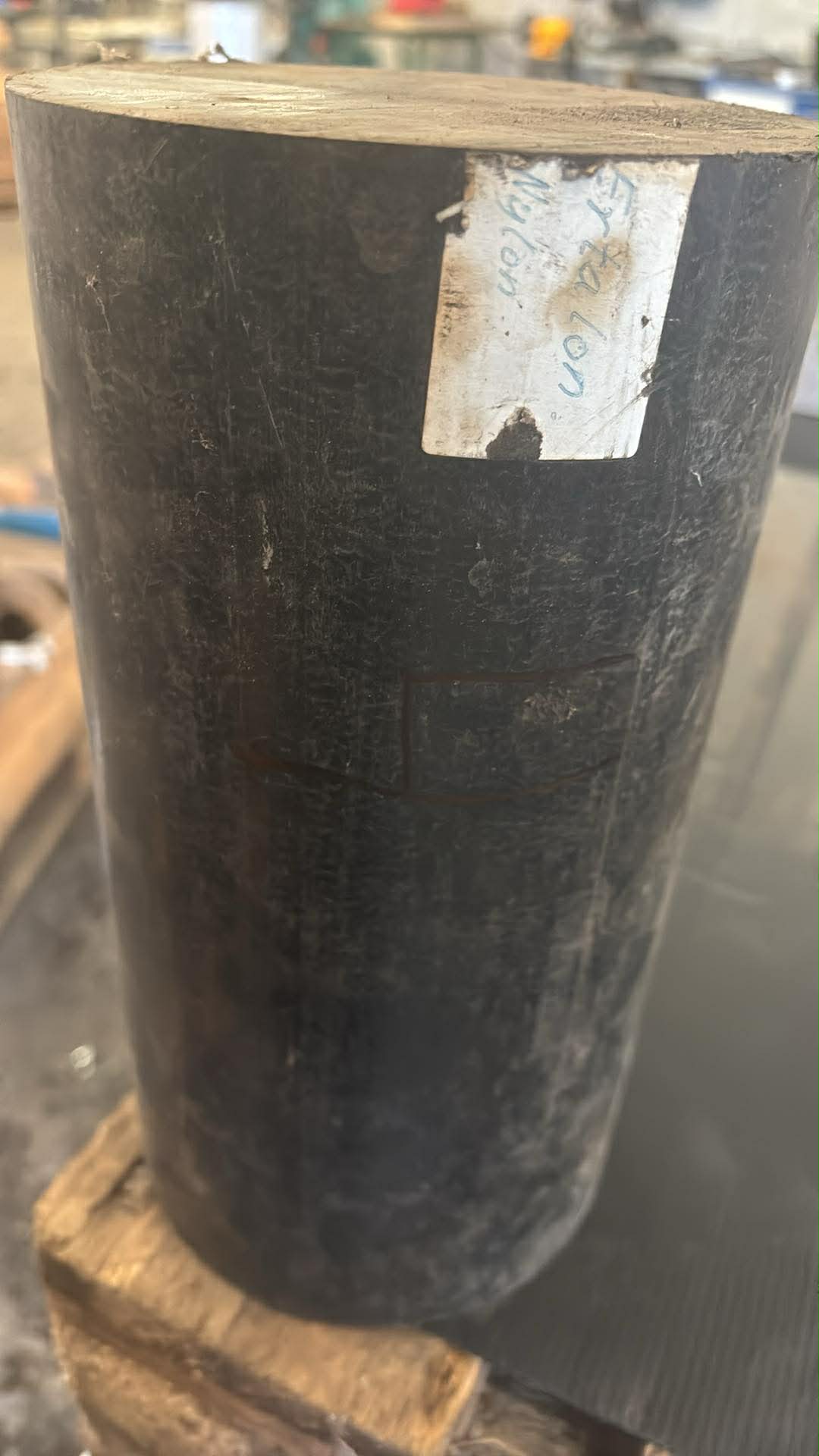 Nylon cylinder, Ø152.8, L=290mm